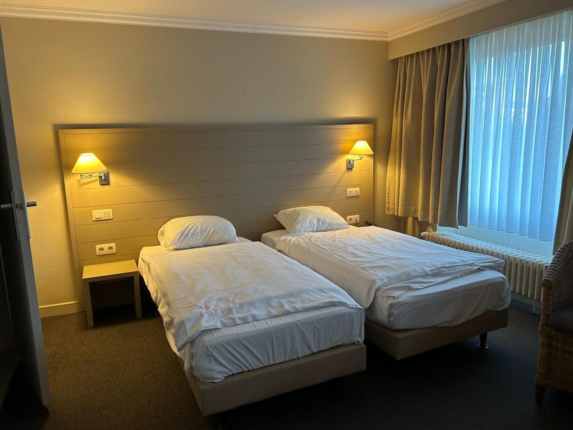 Hotel Atlas Bruges Esterno foto
